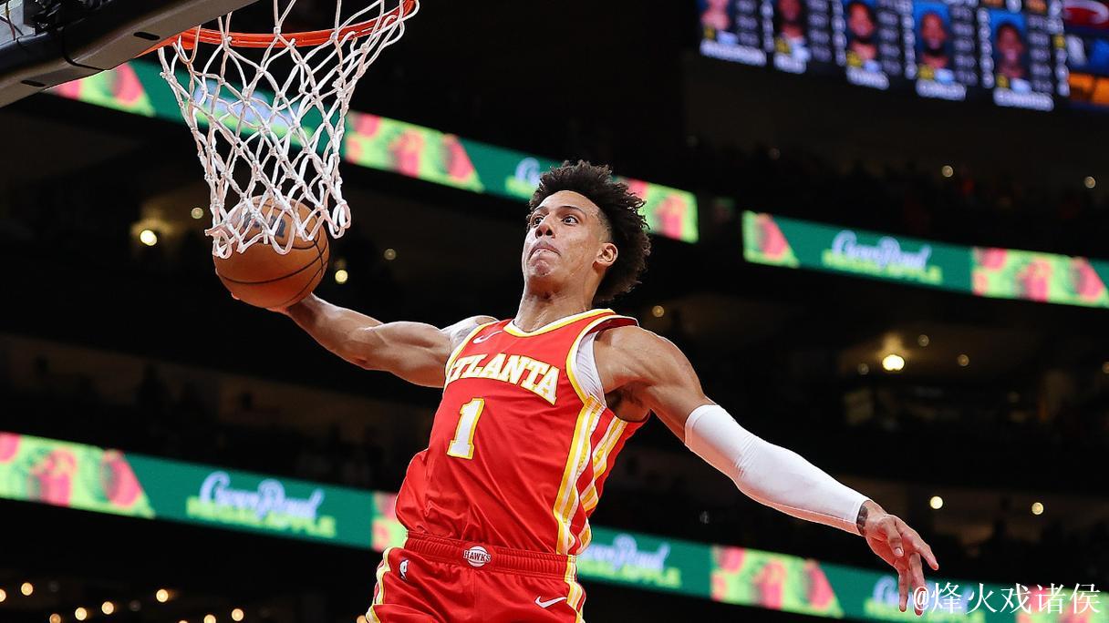 杰伦·约翰逊18+10+11布伦森24+5 老鹰客胜尼克斯