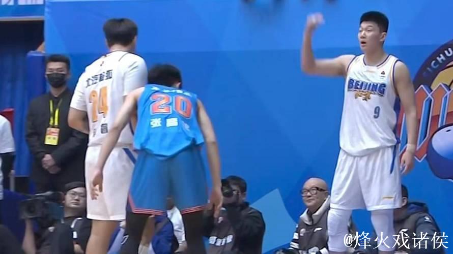 打嗨了！CBA夺冠热门狂赢51分，豪取5连胜，昔日冠军创尴尬纪录！